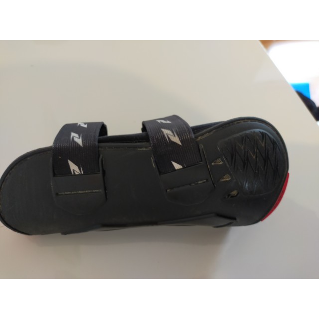 Guêtres Zandona noir taille poney