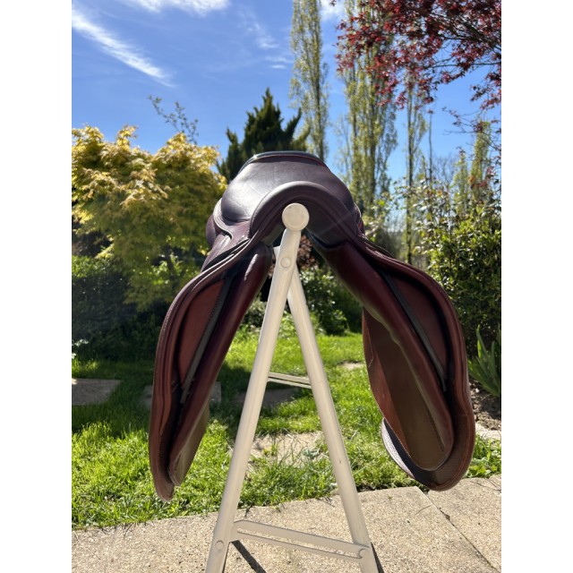 Selle CWD SE28, 17,5 pouces