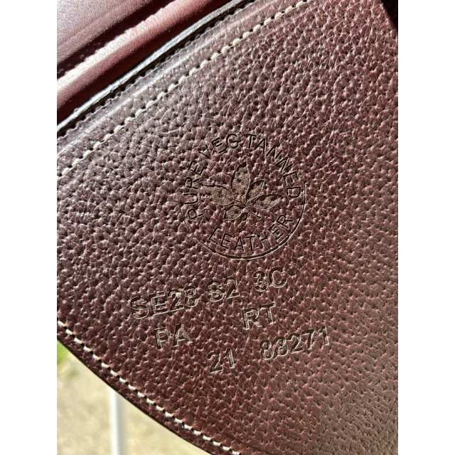 Selle CWD SE28, 17,5 pouces