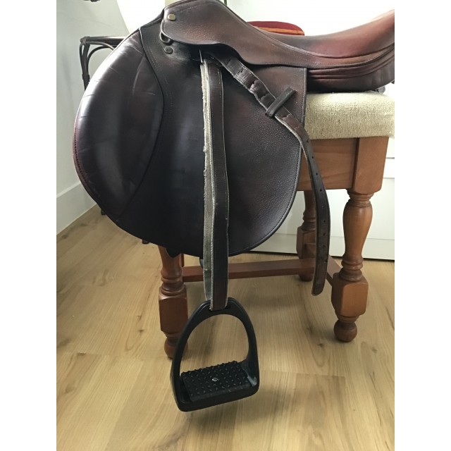 Selle d’obstacle Mark Todd / 17