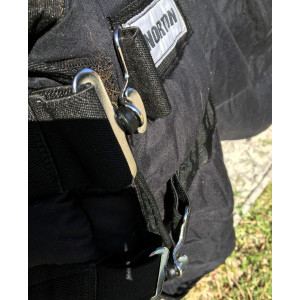 Sous couverture NORTON