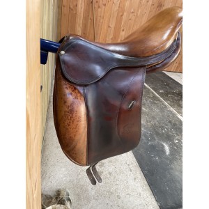 Selle de dressage Forestier