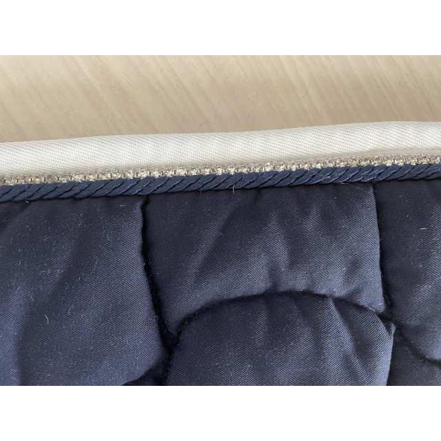 Tapis et Bonnet Anna Scarpati bleu et strass