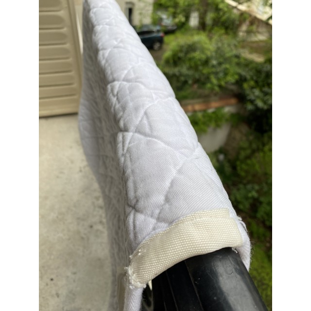 Tapis blanc taille petit poney B/shetland