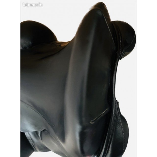Selle de dressage Antares Tempo équipée / état exceptionnel