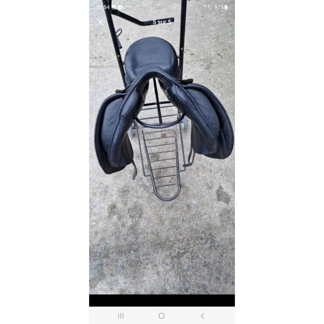 Selle dressage Huselbos 17,5