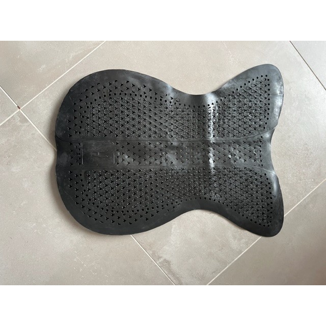 Amortisseur réhausseur arrière