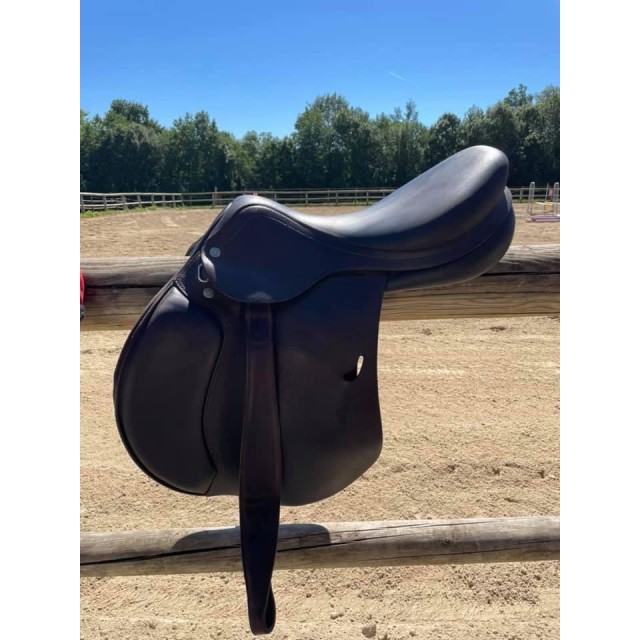 Selle Equipe « Emporio »