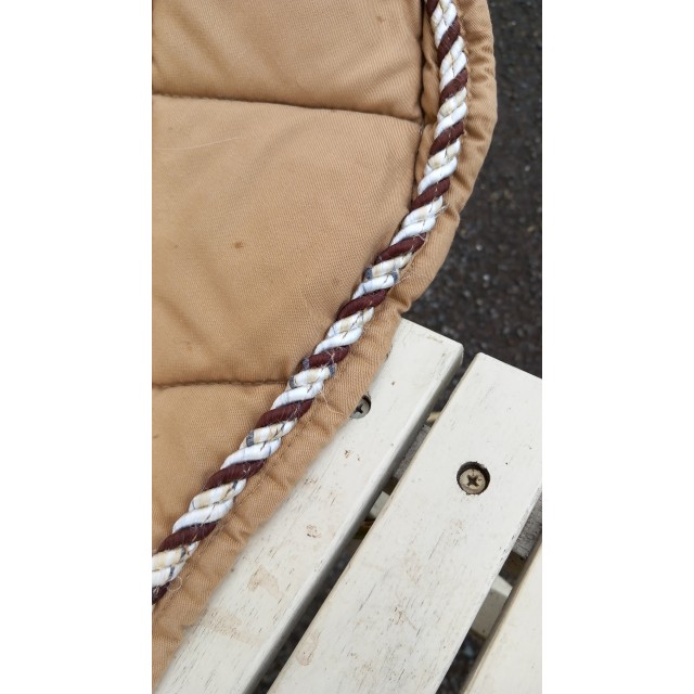 Tapis beige
