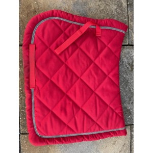 Tapis equitheme rouge