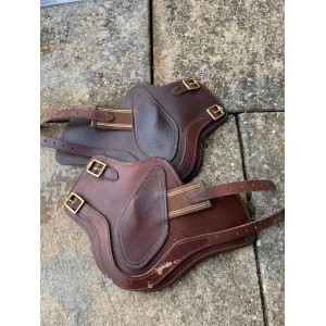 Protège boulet en cuir