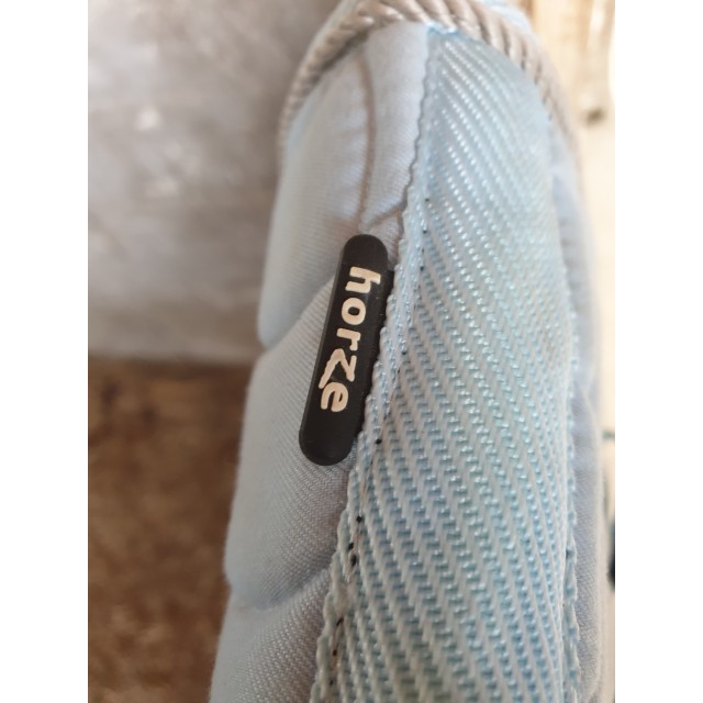 Tapis horze bleu ciel