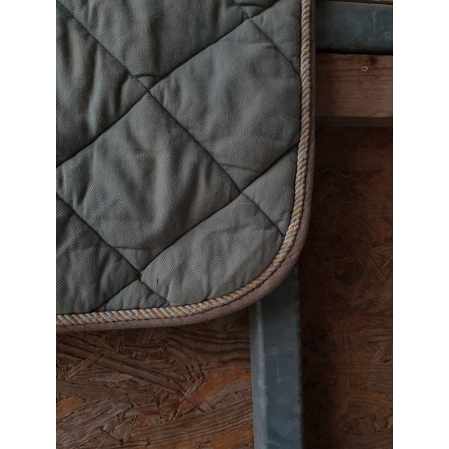 Tapis equitheme