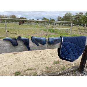 Ensemble tapis / guêtres / boulets