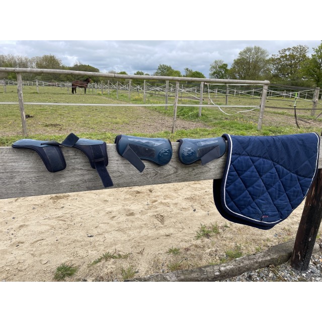 Ensemble tapis / guêtres / boulets