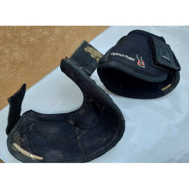 Protèges Glomes noir poney