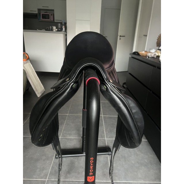 Selle dressage devoucoux