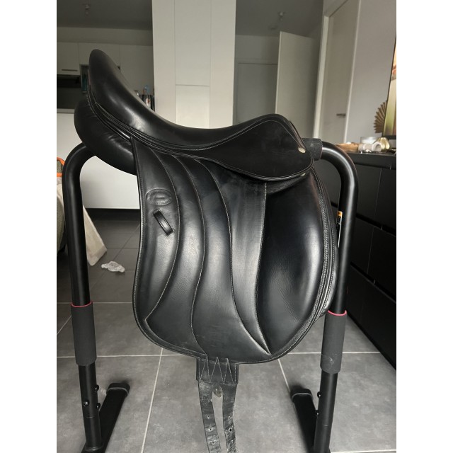 Selle dressage devoucoux