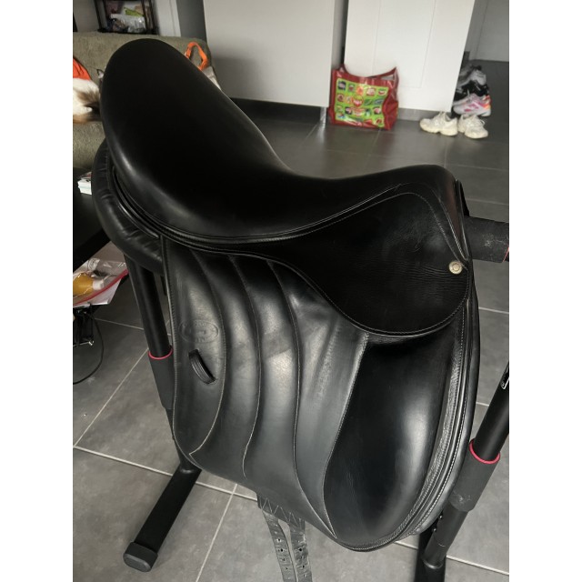 Selle dressage devoucoux