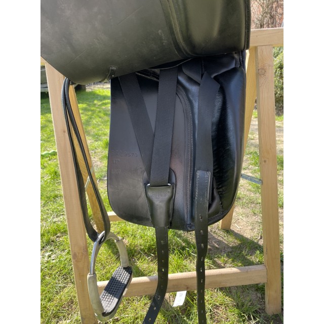 Selle de dressage Anky 17’