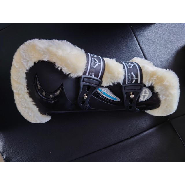 Vends protection veredus carbon gel noires taille L