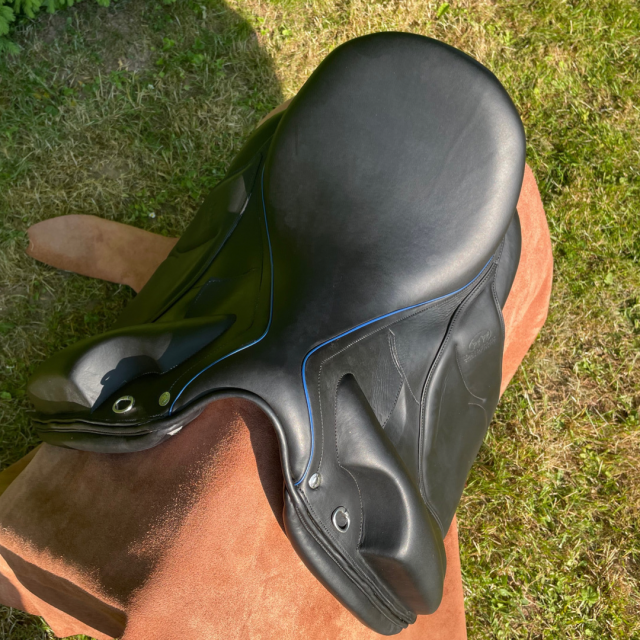 Selle Devoucoux Malika Lab E - 17’’