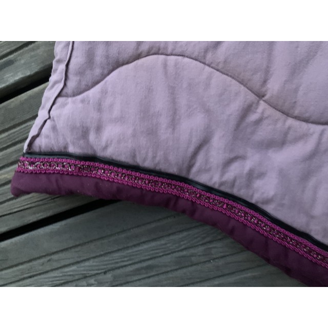 Tapis de selle mauve