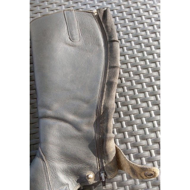 Chaps cuir Fouganza