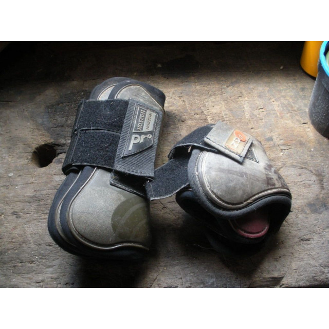 Lot protection + protège boulet dépareillés.