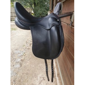 Selle de dressage Childeric