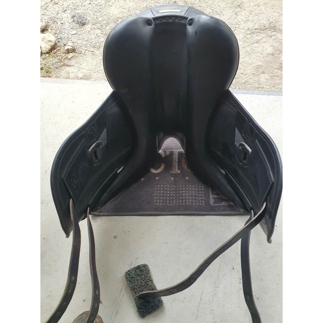 Selle de dressage Childeric