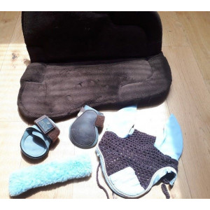 ensemble marron/ciel