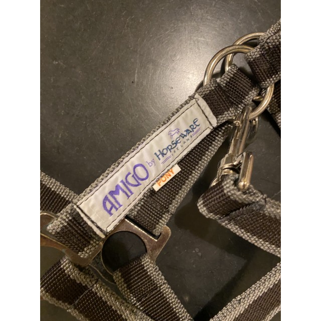 Licol taille Poney Amigo