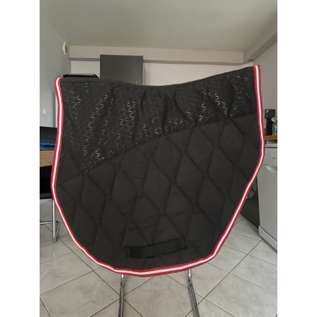 Tapis noir