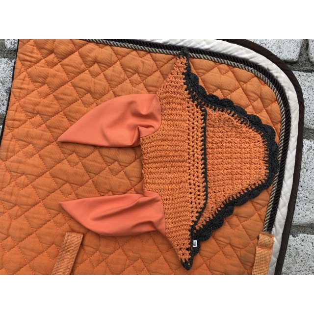 Ensemble tapis et bonnet orange