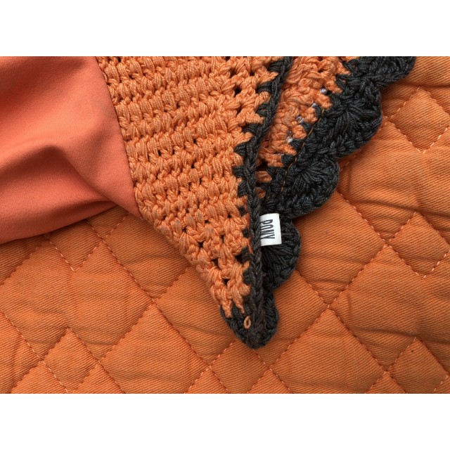 Ensemble tapis et bonnet orange