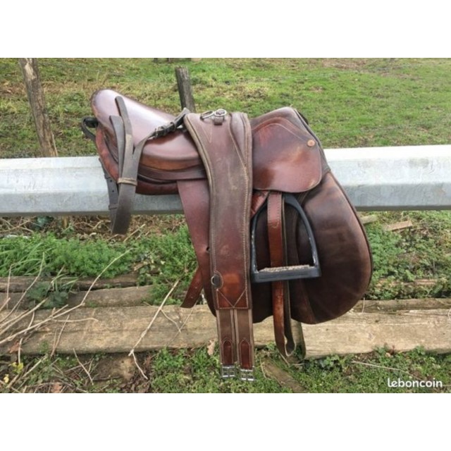 Selle 17 pouces
