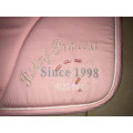 Tapis de selle rose poney