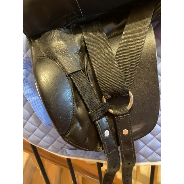 Selle de dressage