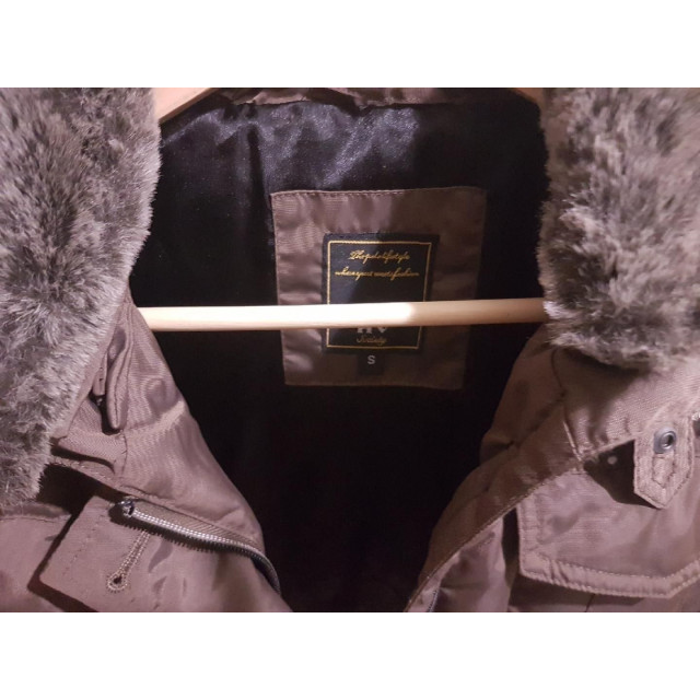 Manteau chaud HV POLO T.S Très bon état