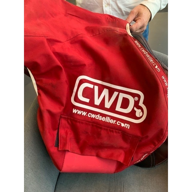 SELLE CWD 18 POUCES