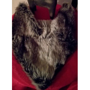 Bonnet en fausse fourrure