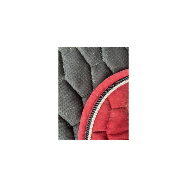 Tapis bordeaux