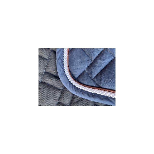 Tapis bleu marine