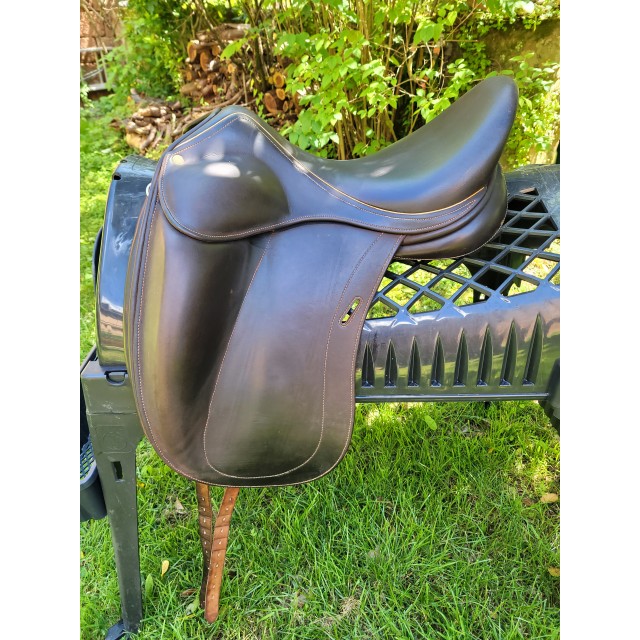 Selle de dressage Childeric
