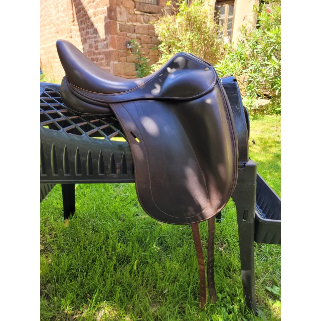 Selle de dressage Childeric