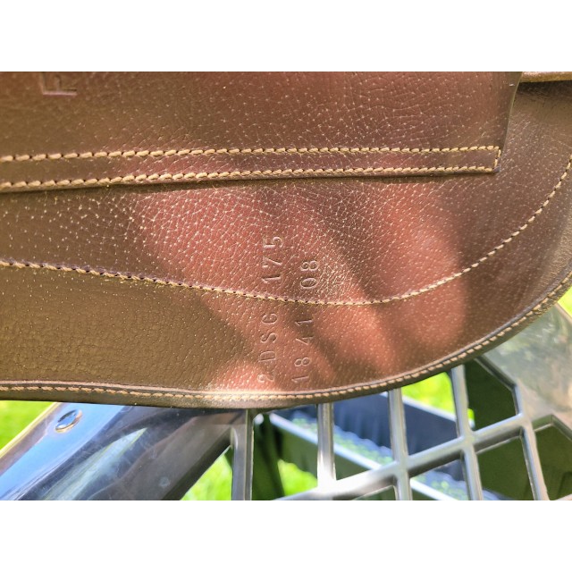 Selle de dressage Childeric