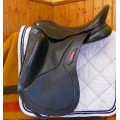 Selle de dressage AVIAR Rook 1.0 taille 17