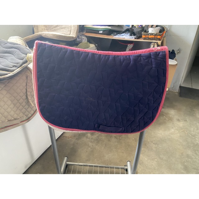 Tapis fouganza violet