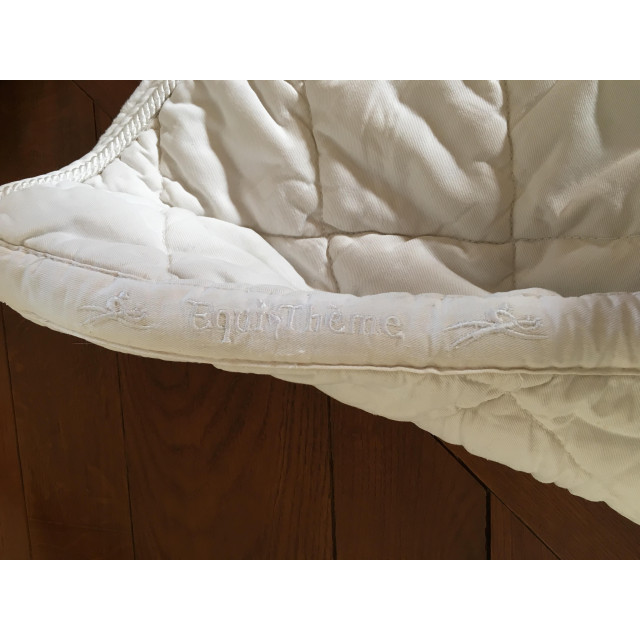 Tapis blanc